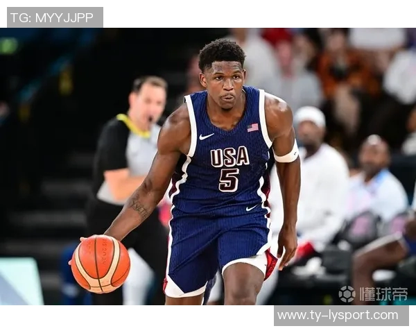 爱德华兹上半场表现亮眼15投6中三分球命中率不佳但仍斩获17分